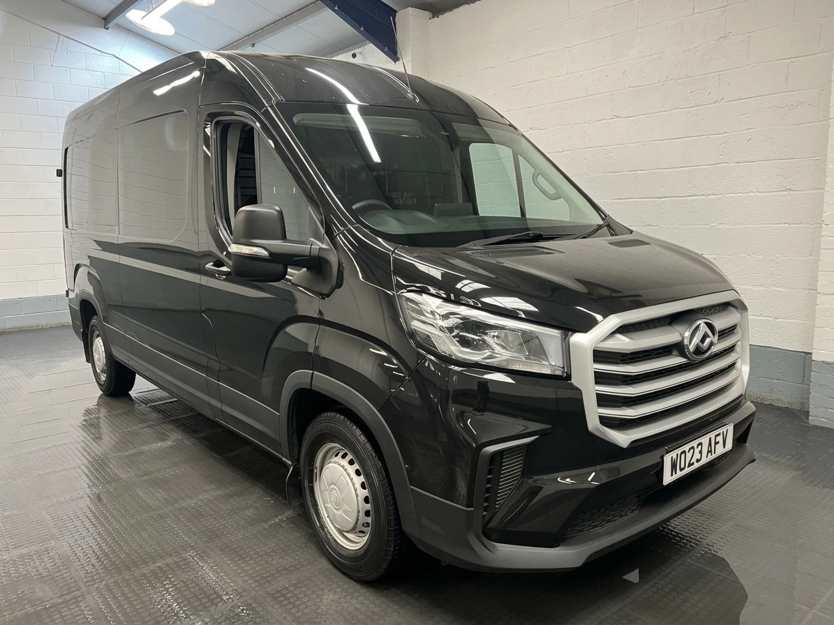 2023 Maxus Deliver 9 High Roof Panel Van — front three-quarter view