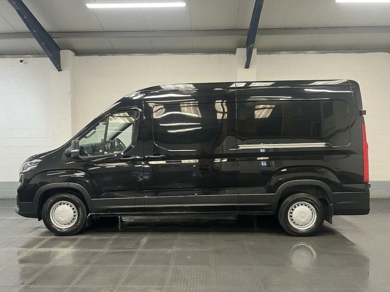 2023 Maxus Deliver 9 High Roof Panel Van — side view
