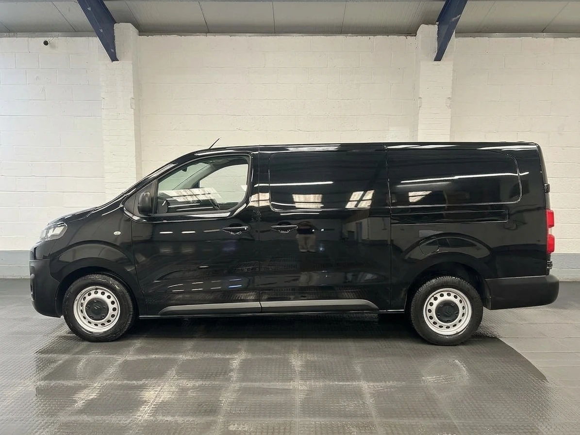 2023 Citroen Dispatch Panel Van — side view