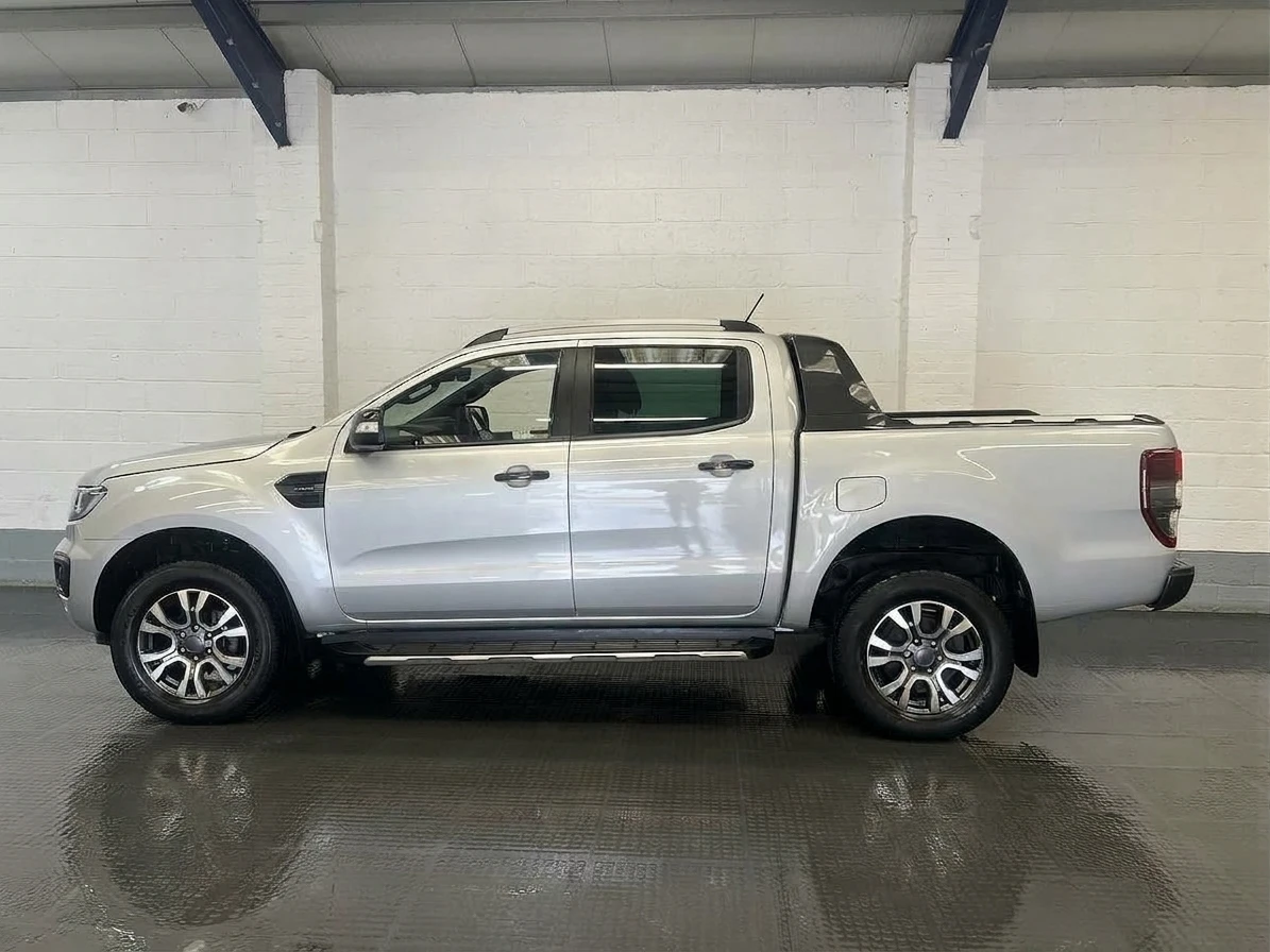 2020 Ford Ranger Double Cab PickUp Van — side view