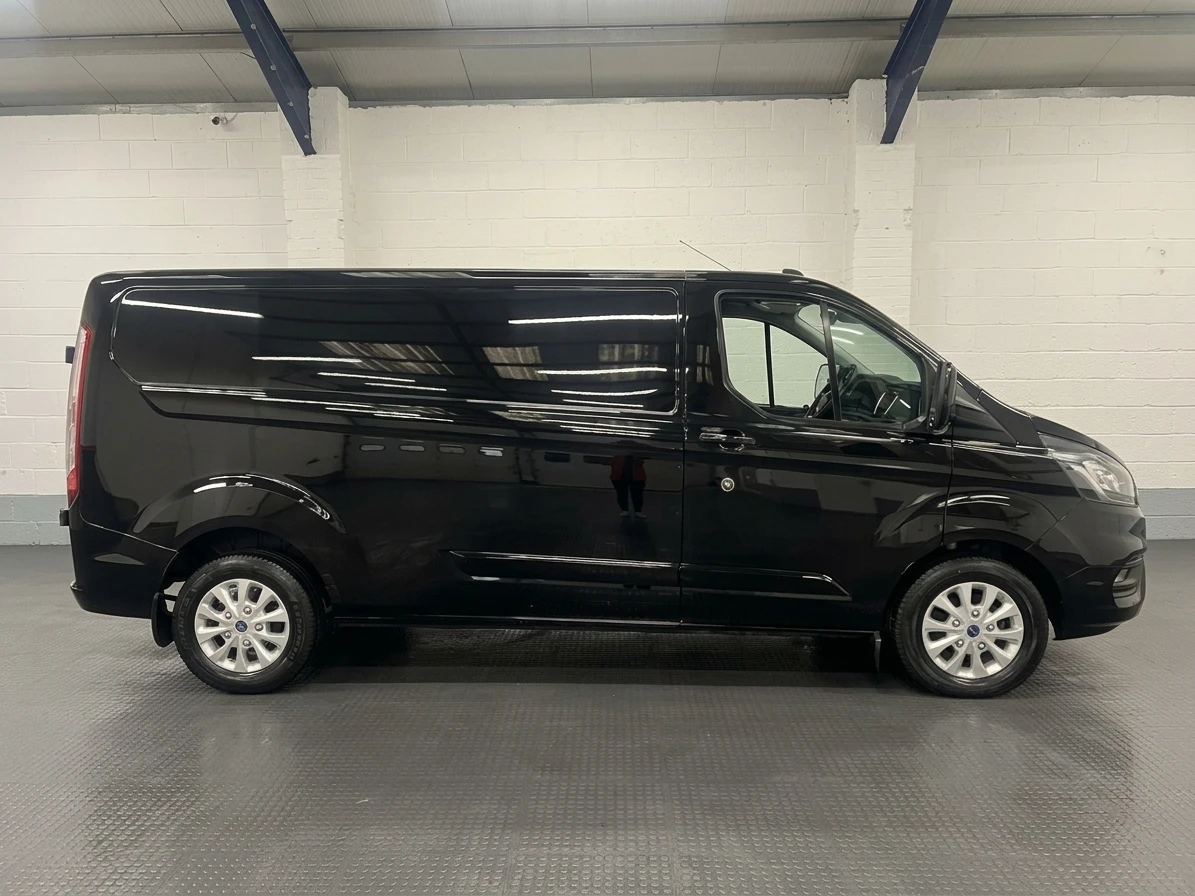 2023 Ford Transit Custom Panel Van — side view