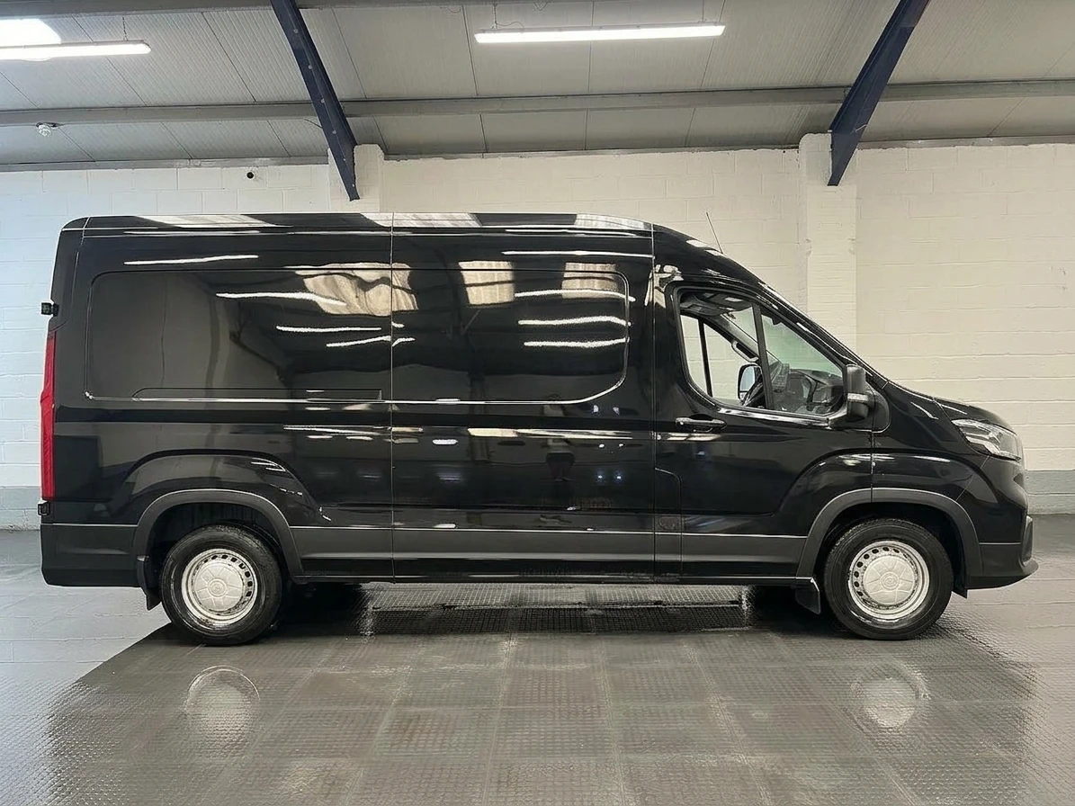 2023 Maxus Deliver 9 High Roof Panel Van — side view