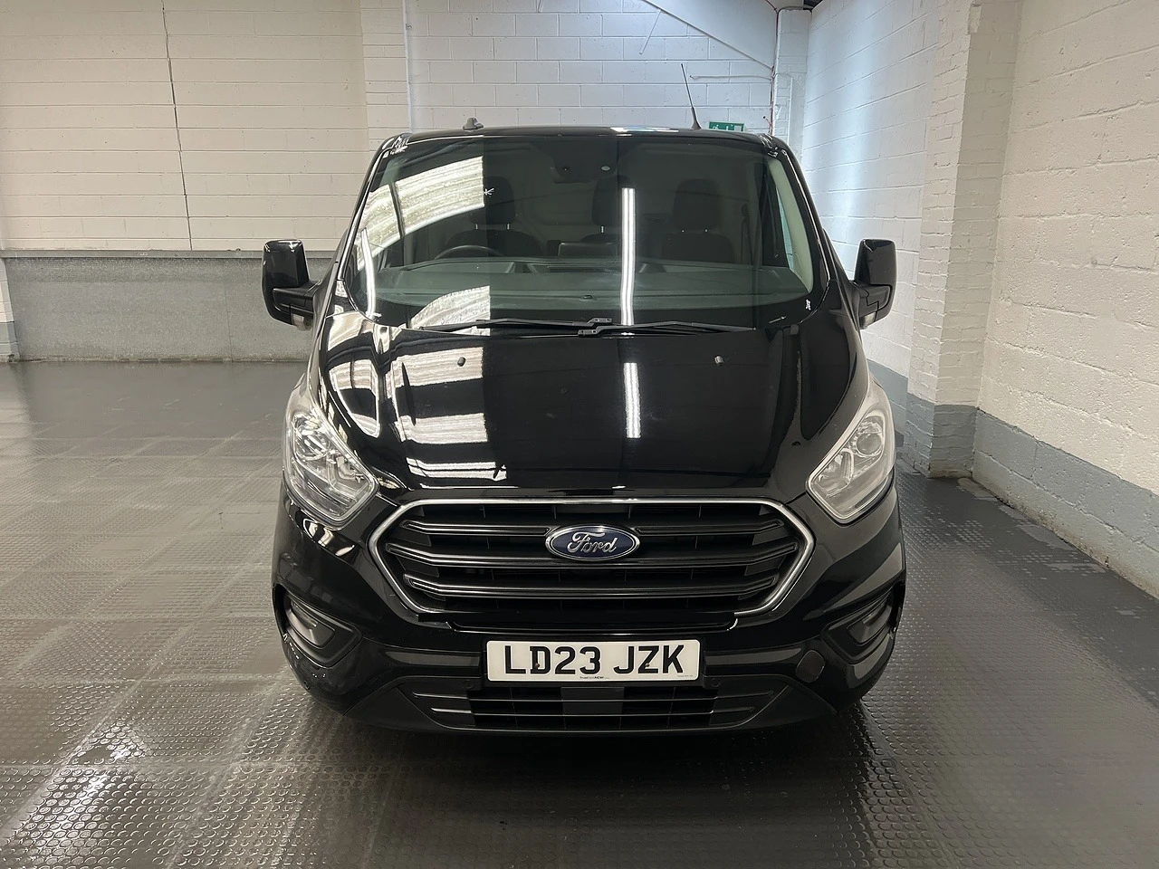 2023 Ford Transit Custom Panel Van — front view