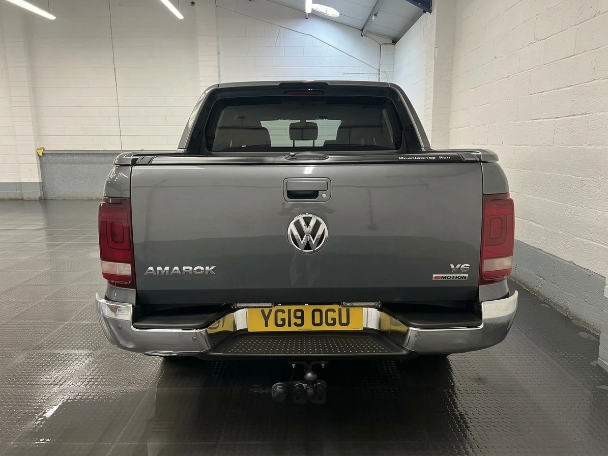 2019 Volkswagen Amarok Double Cab PickUp Van — rear view