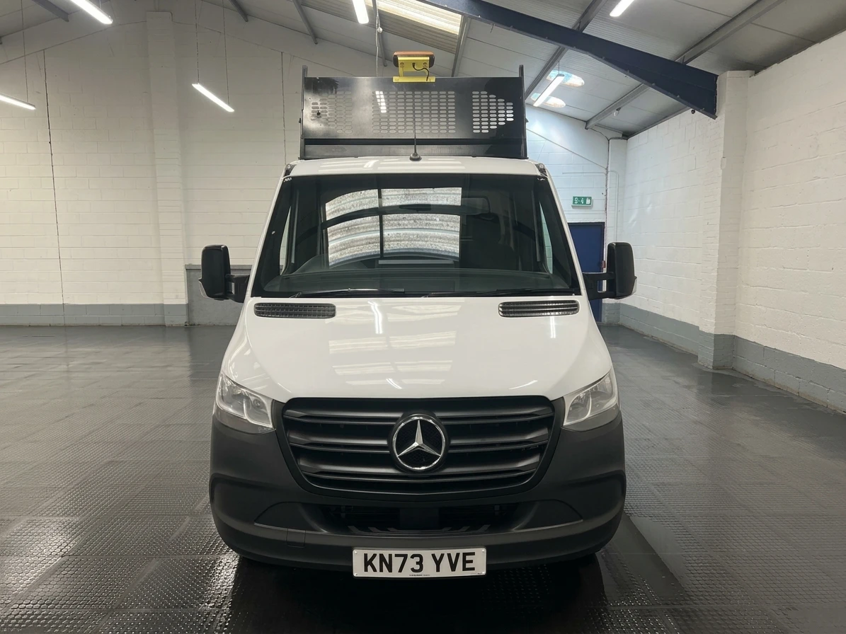 2023 Mercedes-Benz Sprinter Double Cab Tipper Van — front view