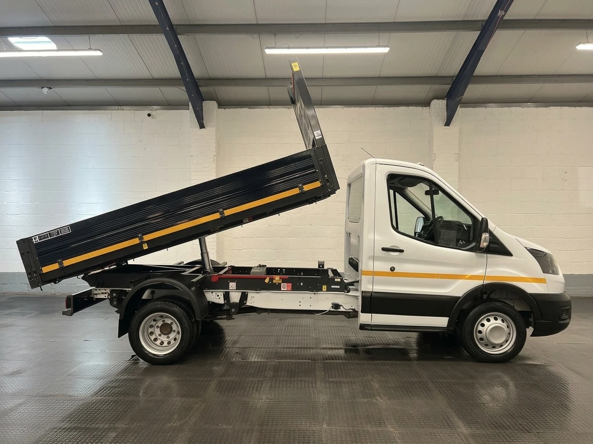 2023 Ford Transit Tipper Van — side view
