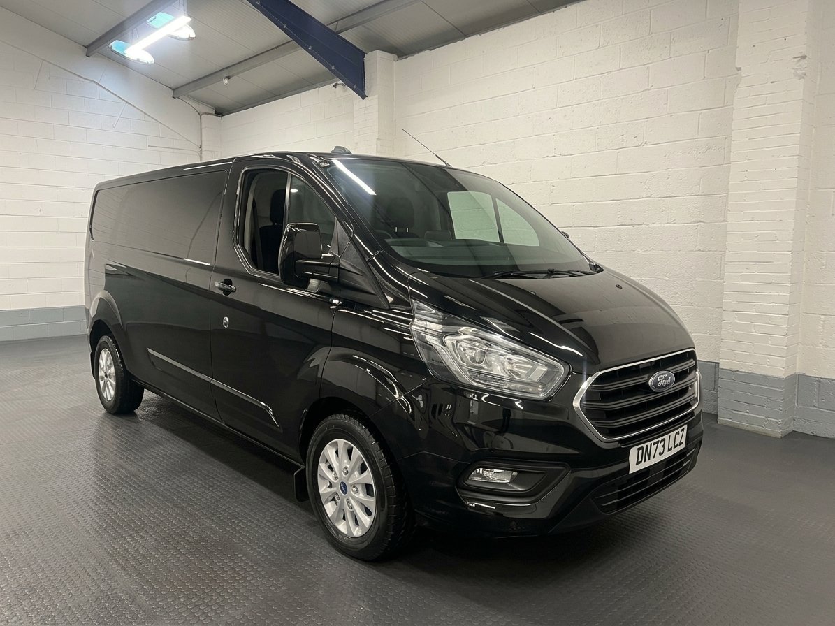 2023 Ford Transit Custom Panel Van — front three-quarter view