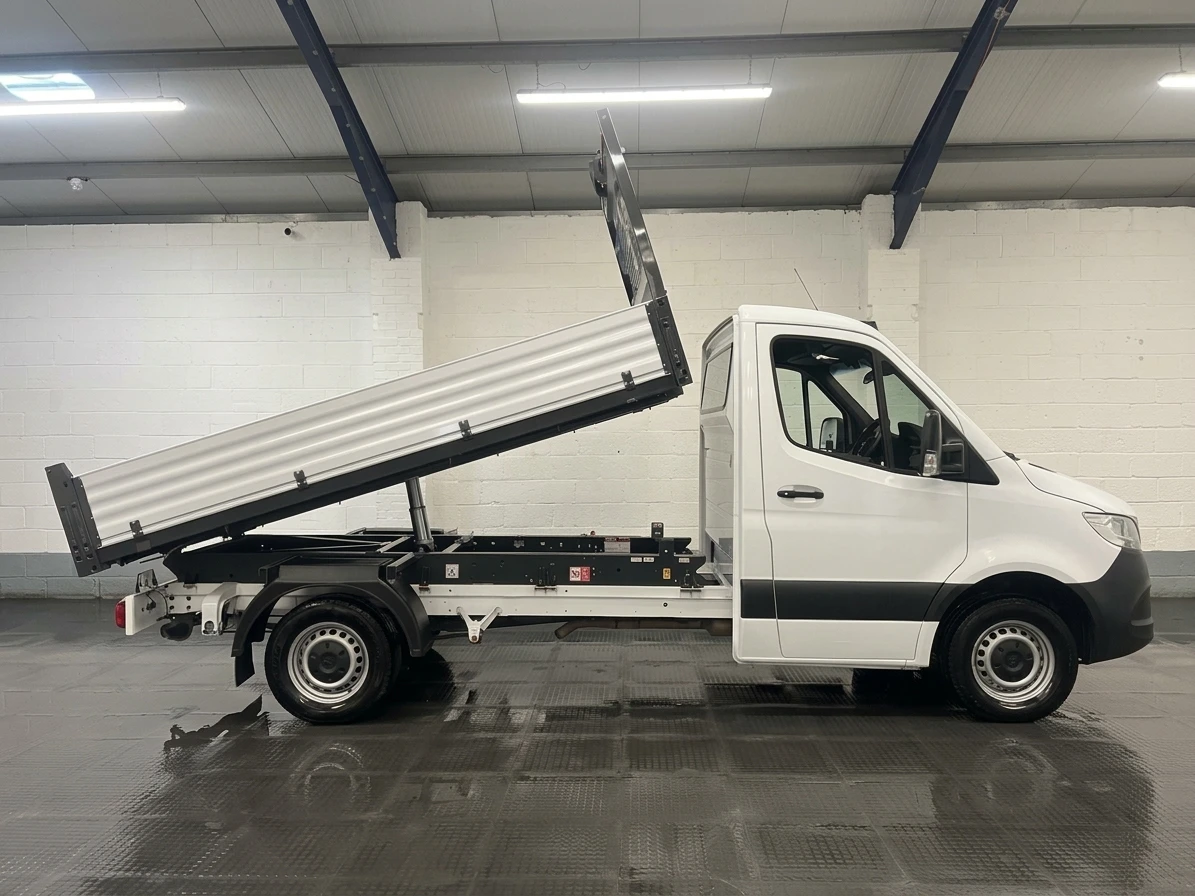 2023 Mercedes-Benz Sprinter Tipper Van — side view