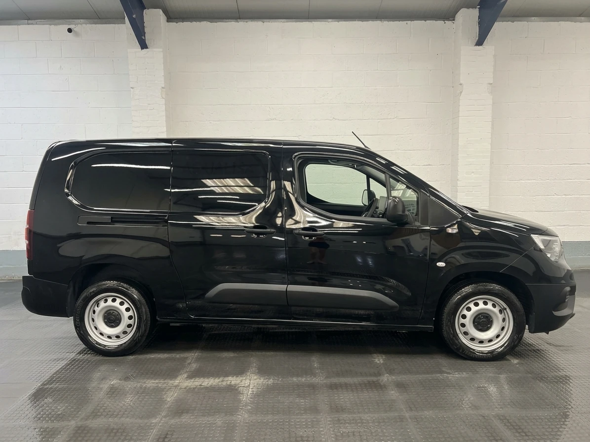 2023 Vauxhall Combo Panel Van — side view