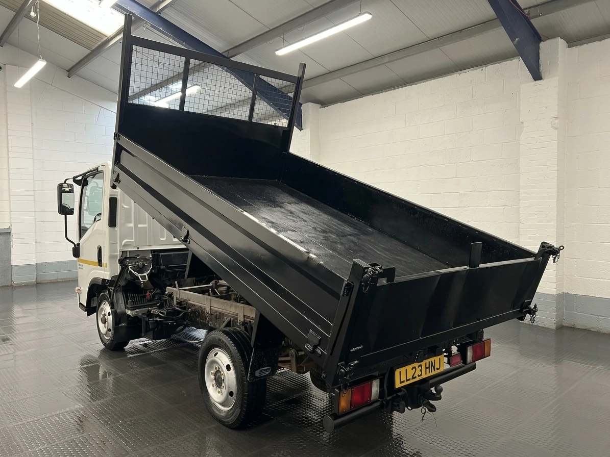 2023 Isuzu Grafter Tipper Van — rear three-quarter view