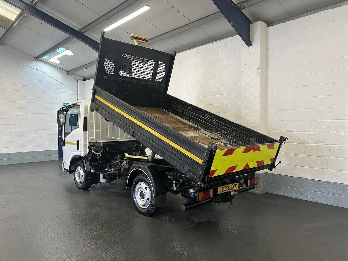 2023 Isuzu Grafter Tipper Van — rear three-quarter view