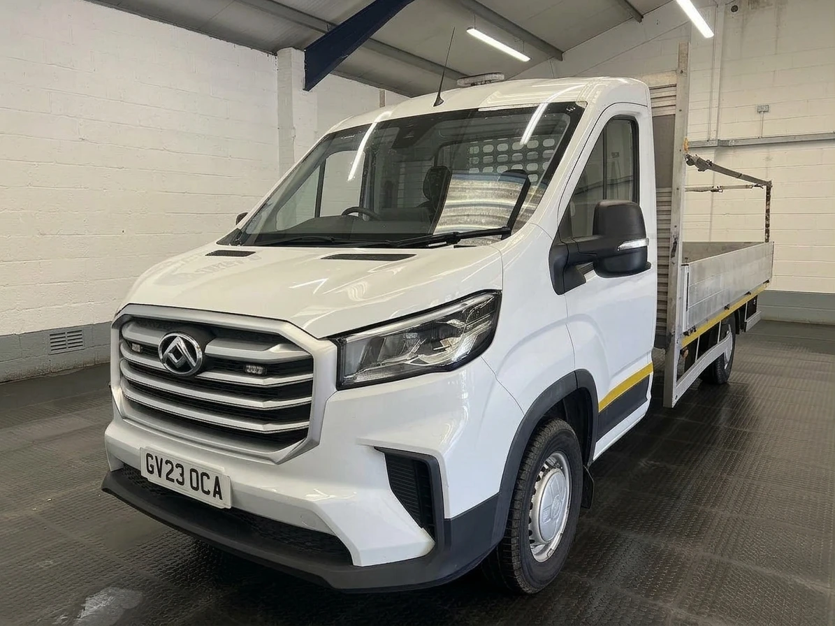 2023 Maxus Deliver 9 Dropside Van — front three-quarter view