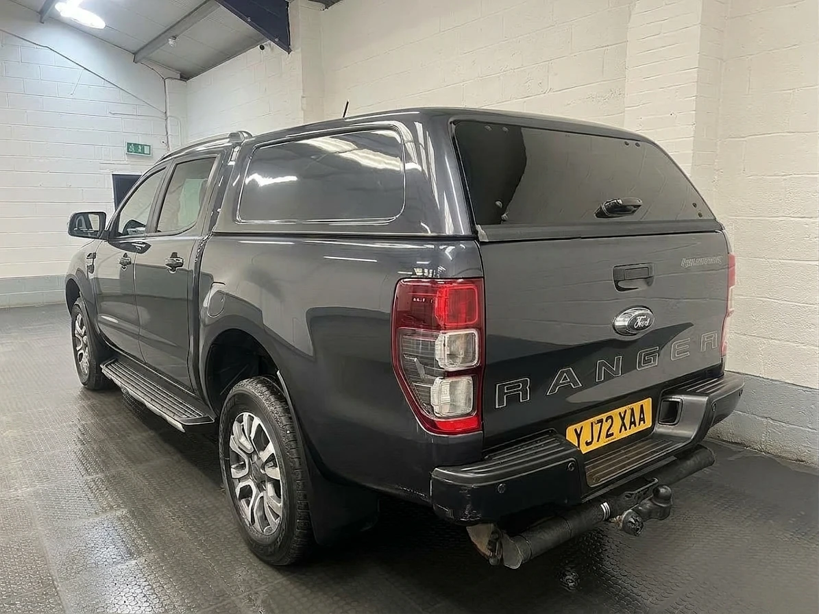 2022 Ford Ranger Double Cab PickUp Van — rear three-quarter view