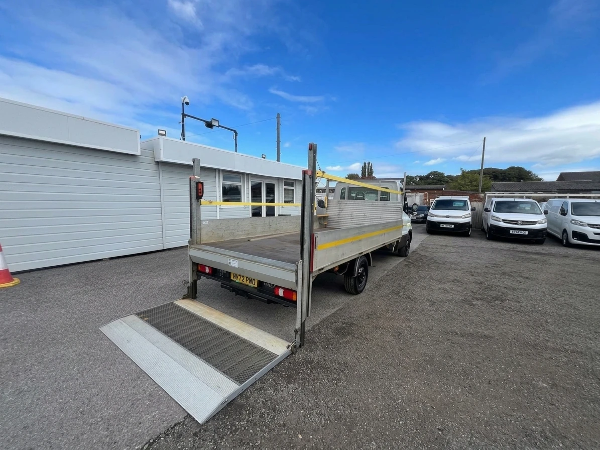 2023 Iveco Daily Dropside Van — rear three-quarter view
