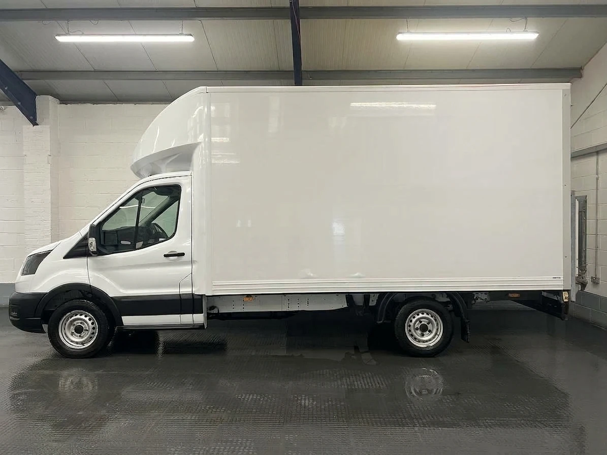 2022 Ford Transit Luton Box Van — side view