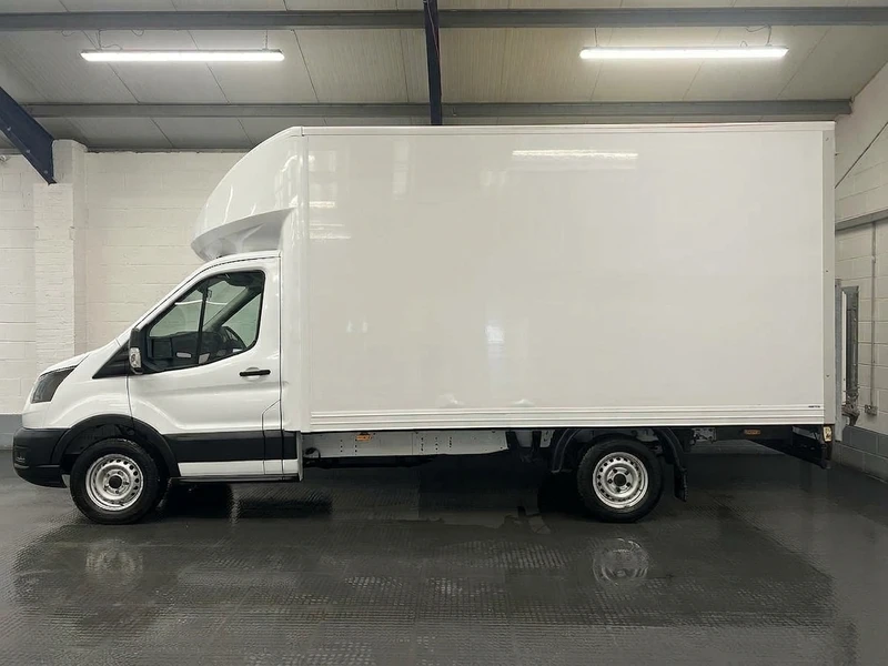 2022 Ford Transit Luton Box Van — side view