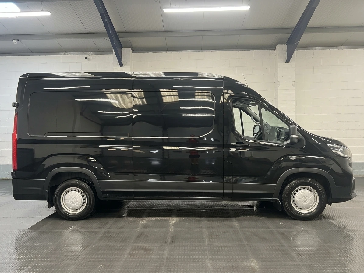 2023 Maxus Deliver 9 High Roof Panel Van — side view