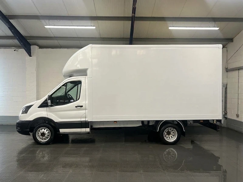 2022 Ford Transit Luton Box Van — side view