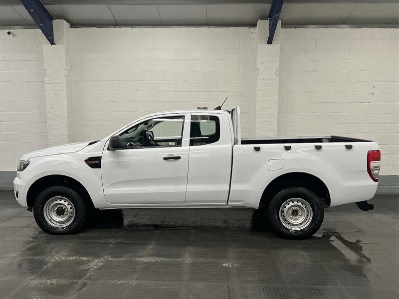 2022 Ford Ranger Double Cab PickUp Van — side view