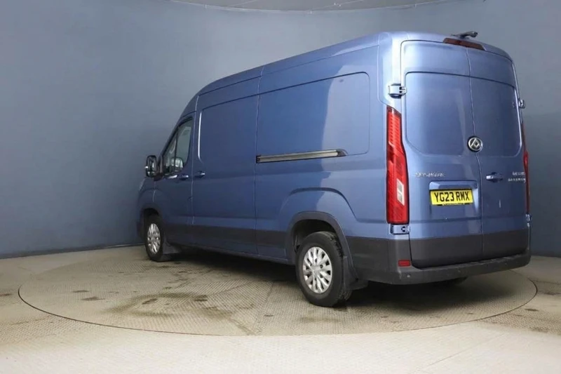 2023 Maxus Deliver 9 High Roof Panel Van — side view