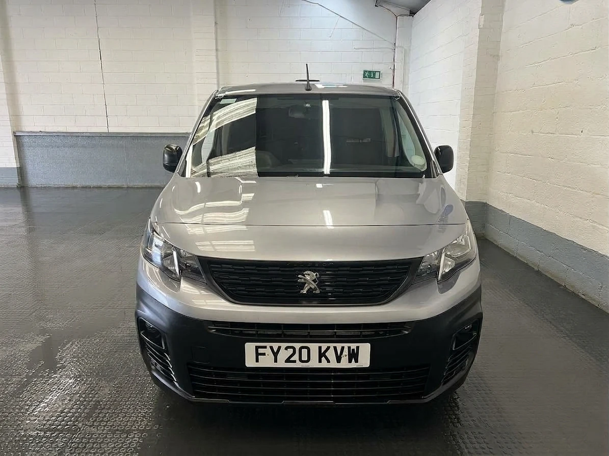 2020 Peugeot Partner Panel Van — front view
