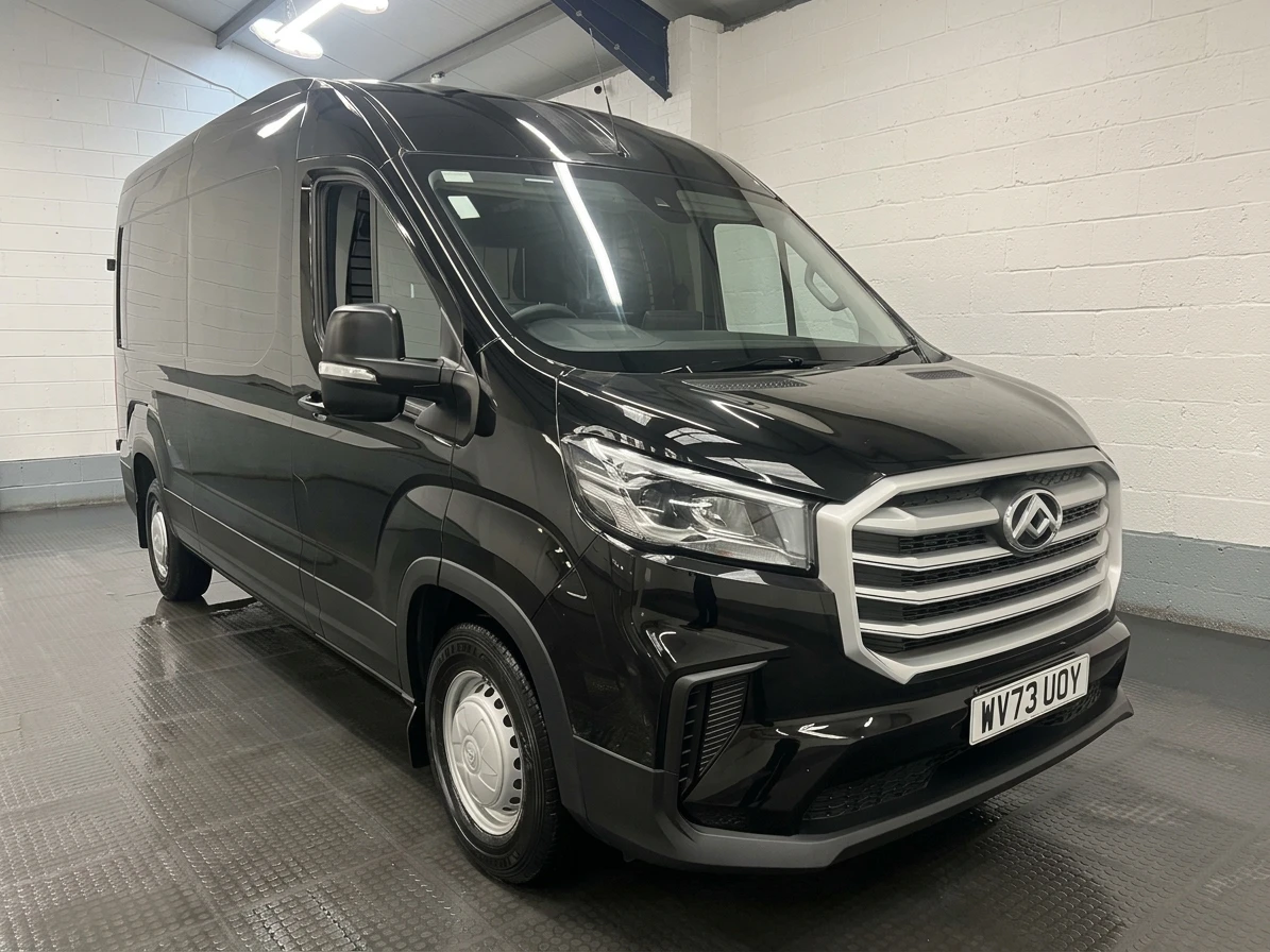 2023 Maxus Deliver 9 High Roof Panel Van — front three-quarter view
