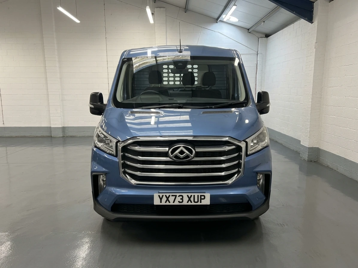 2023 Maxus Deliver 9 Dropside Van — front view