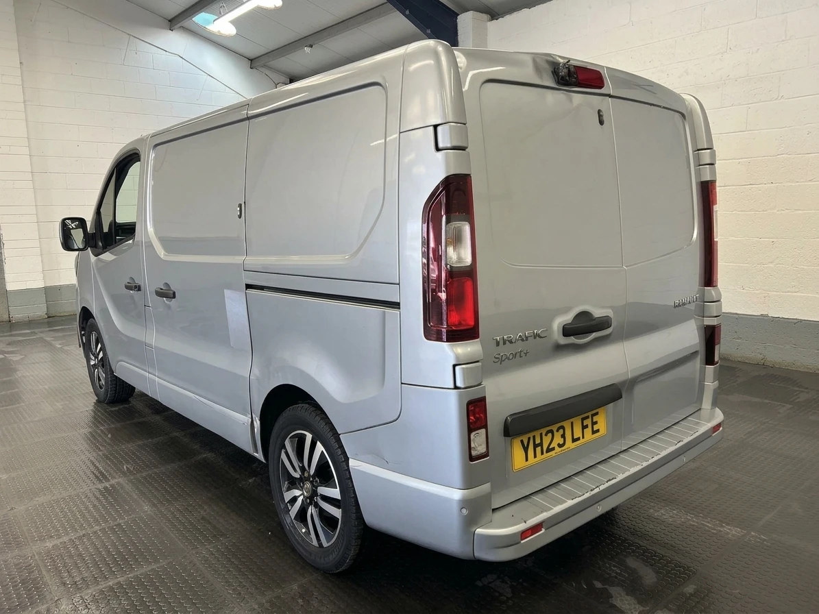 2023 Renault Trafic Panel Van — rear three-quarter view