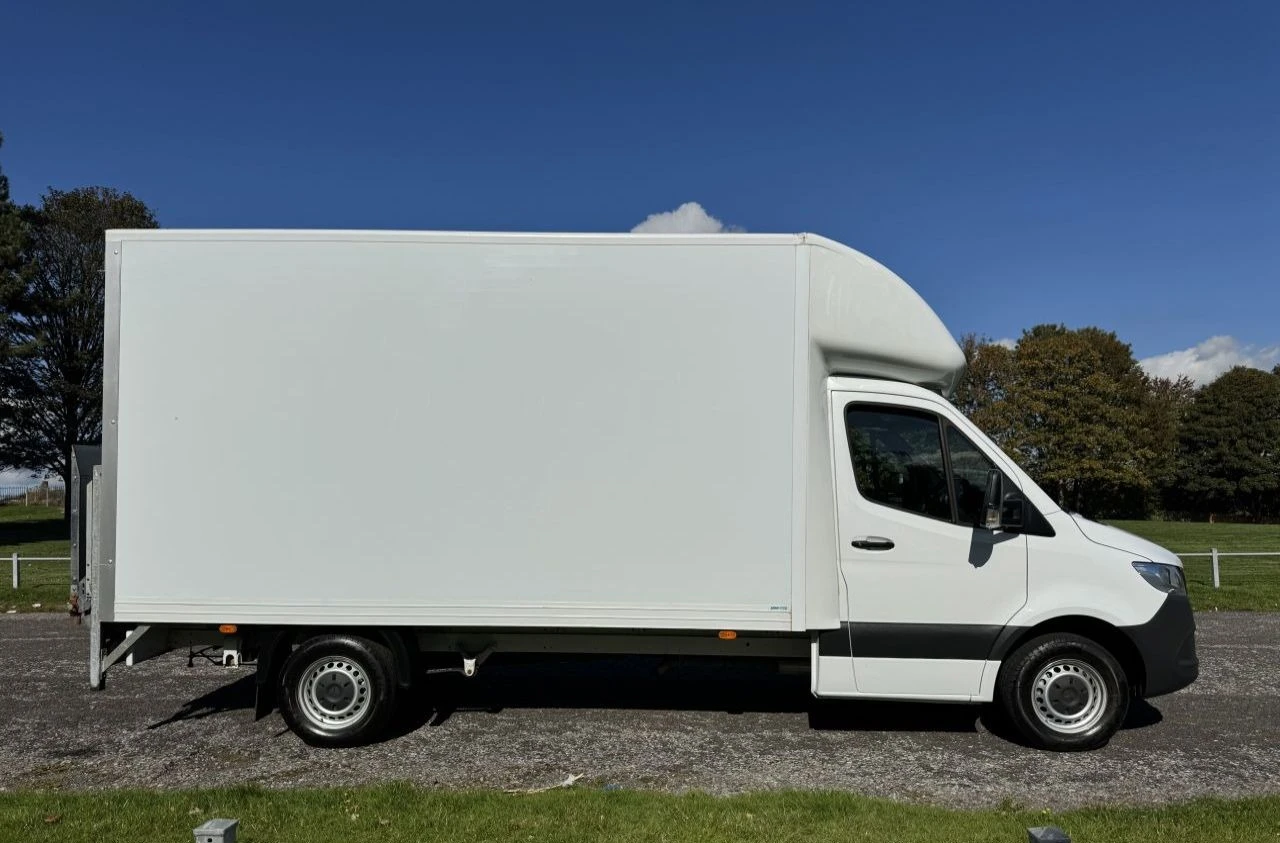 2022 Mercedes-Benz Sprinter CurtainSider Van — side view