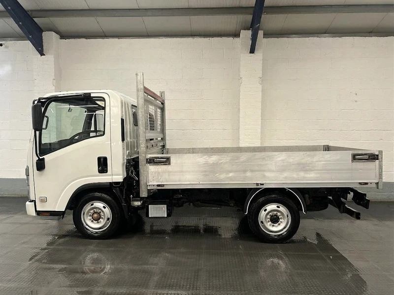 2023 Isuzu Grafter Dropside Van — side view