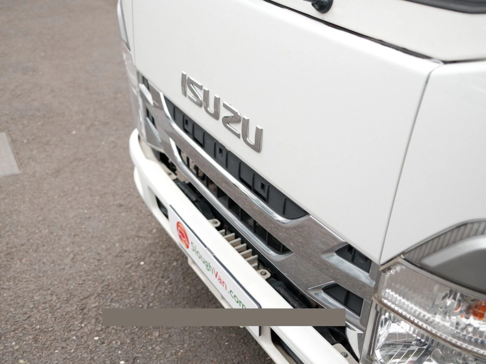 2024 Isuzu Grafter Dropside Van — detail