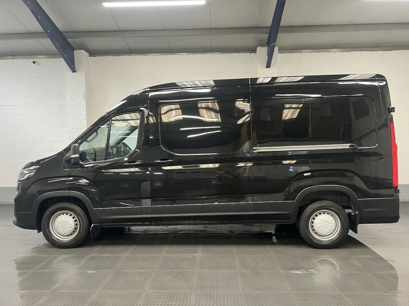 2023 Maxus Deliver 9 High Roof Panel Van — side view
