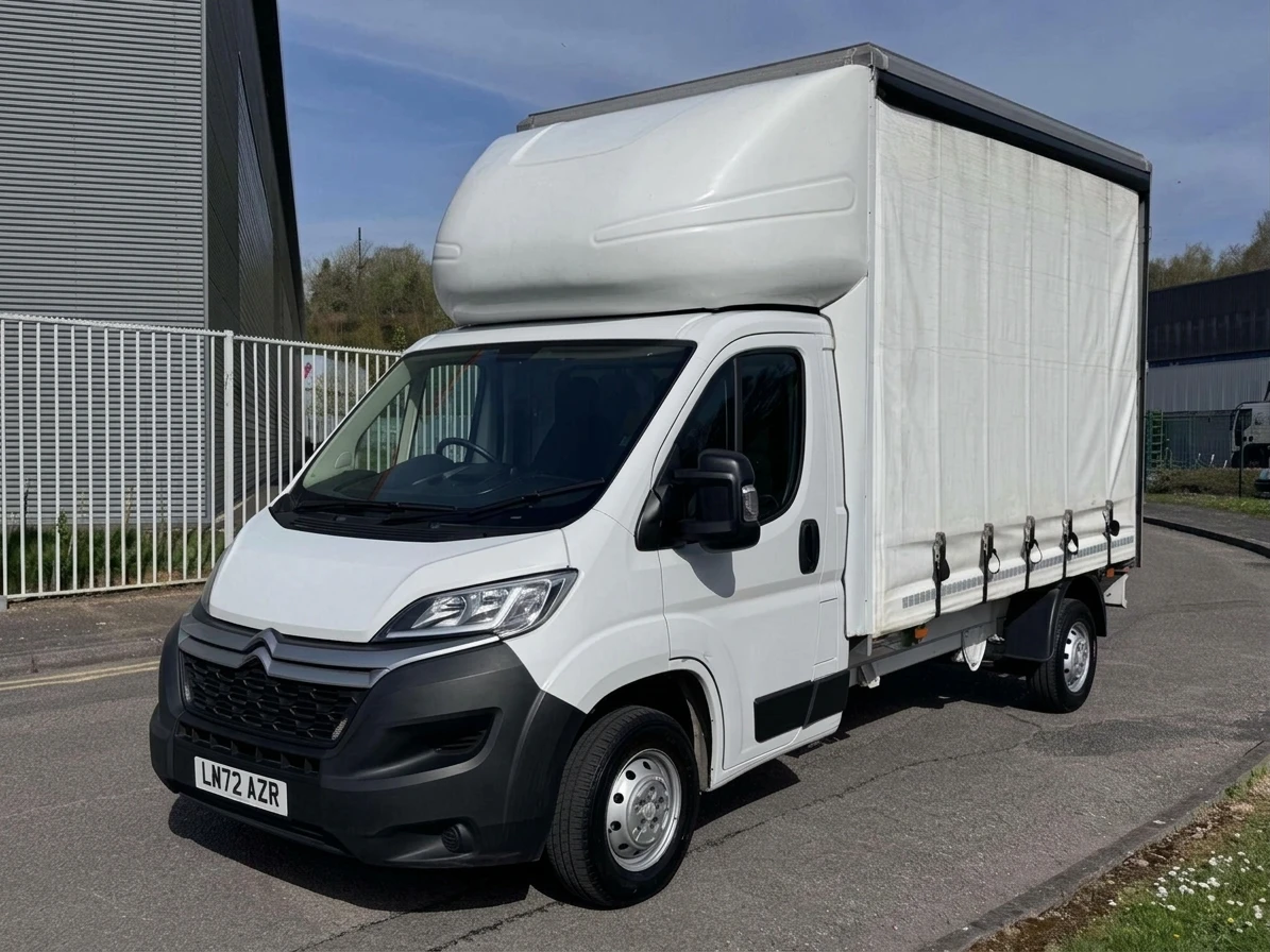 2022 Citroen Relay CurtainSider Van — front three-quarter view