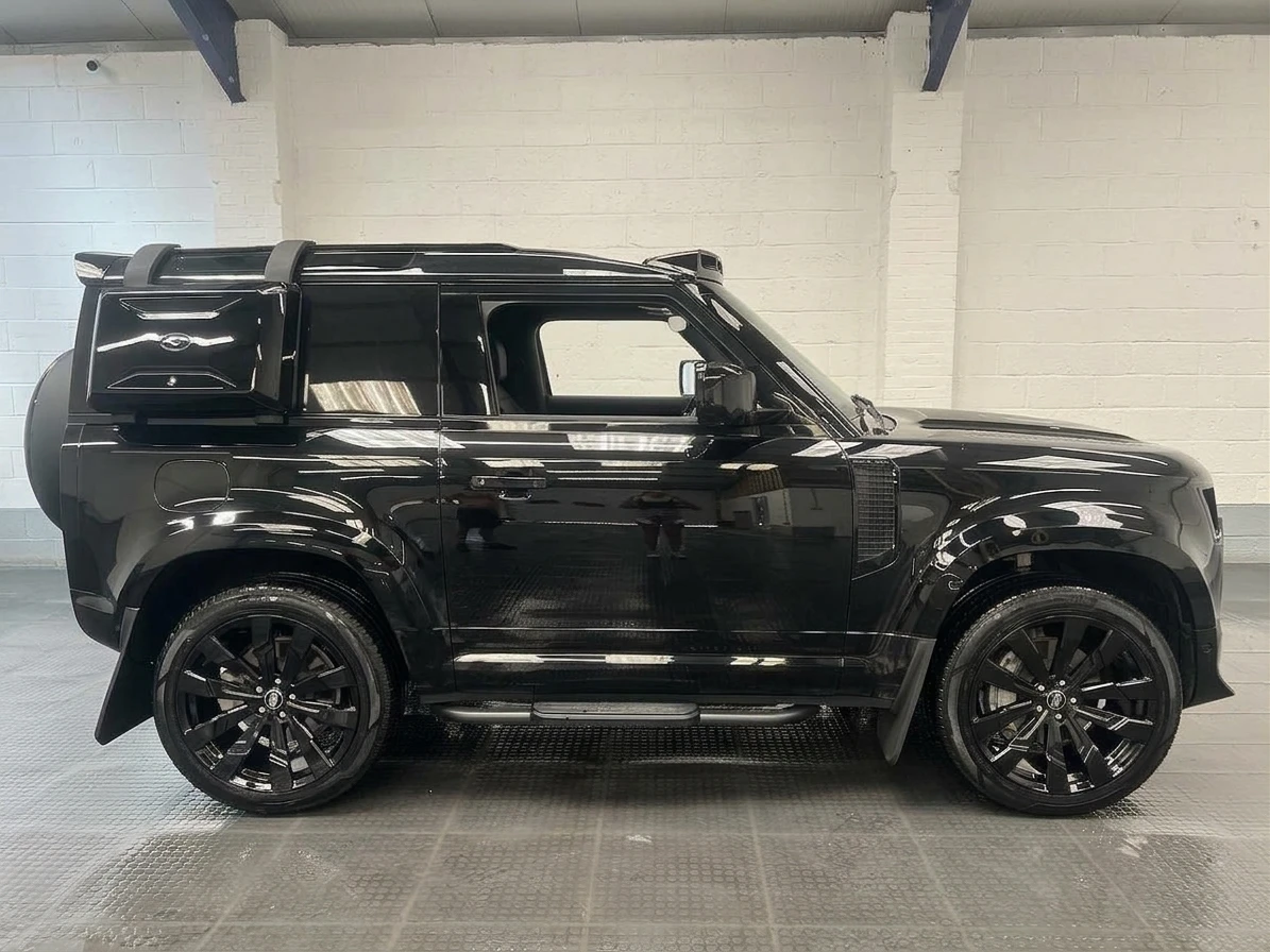 2025 Land Rover Defender 90 Panel Van — side view