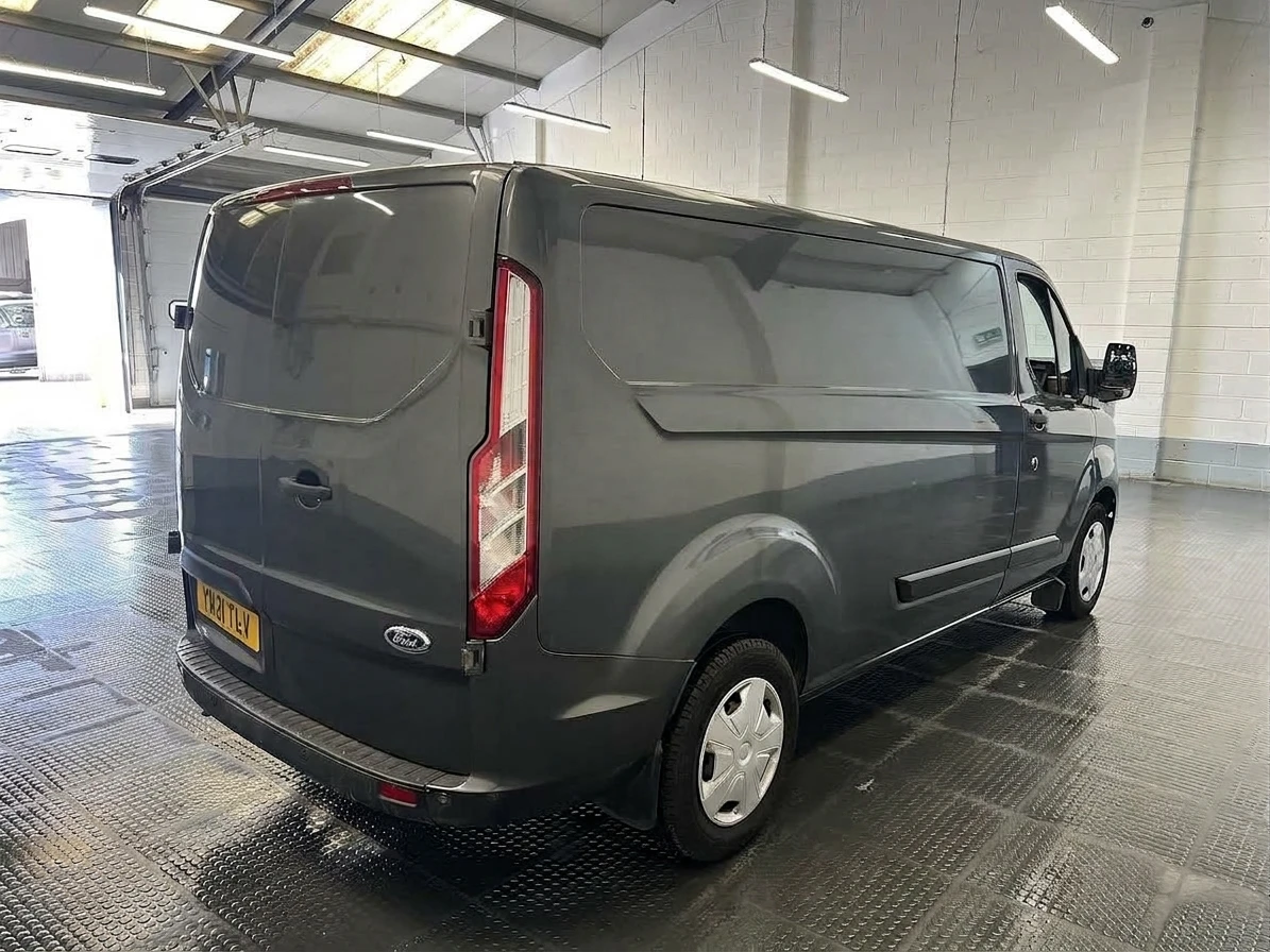 2021 Ford Transit Custom Panel Van — rear three-quarter view