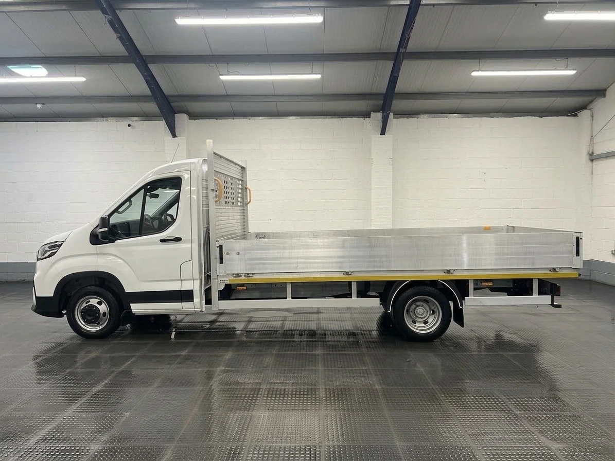 2023 Maxus Deliver 9 Dropside Van — side view