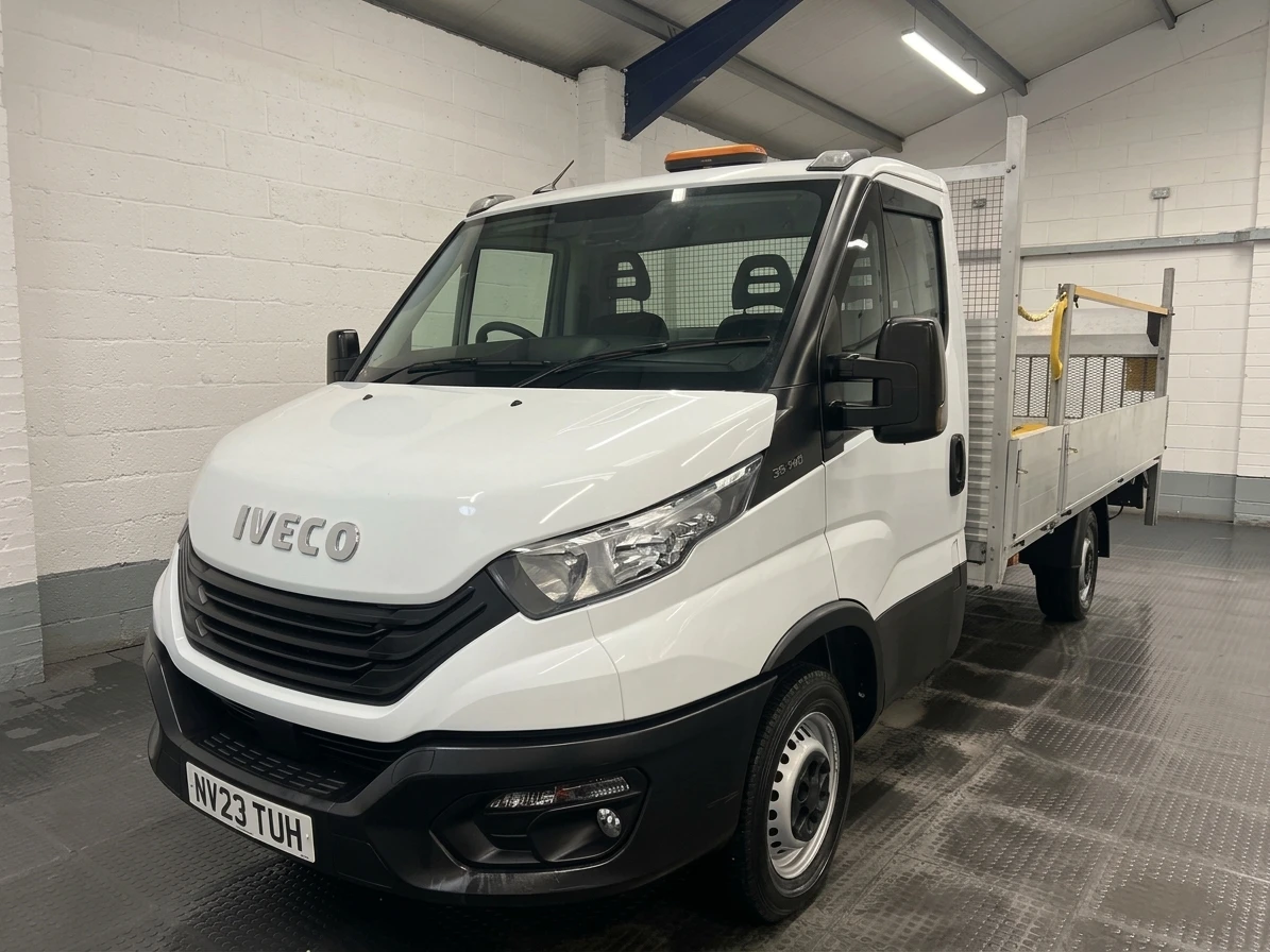 2023 Iveco Daily Dropside Van — front three-quarter view