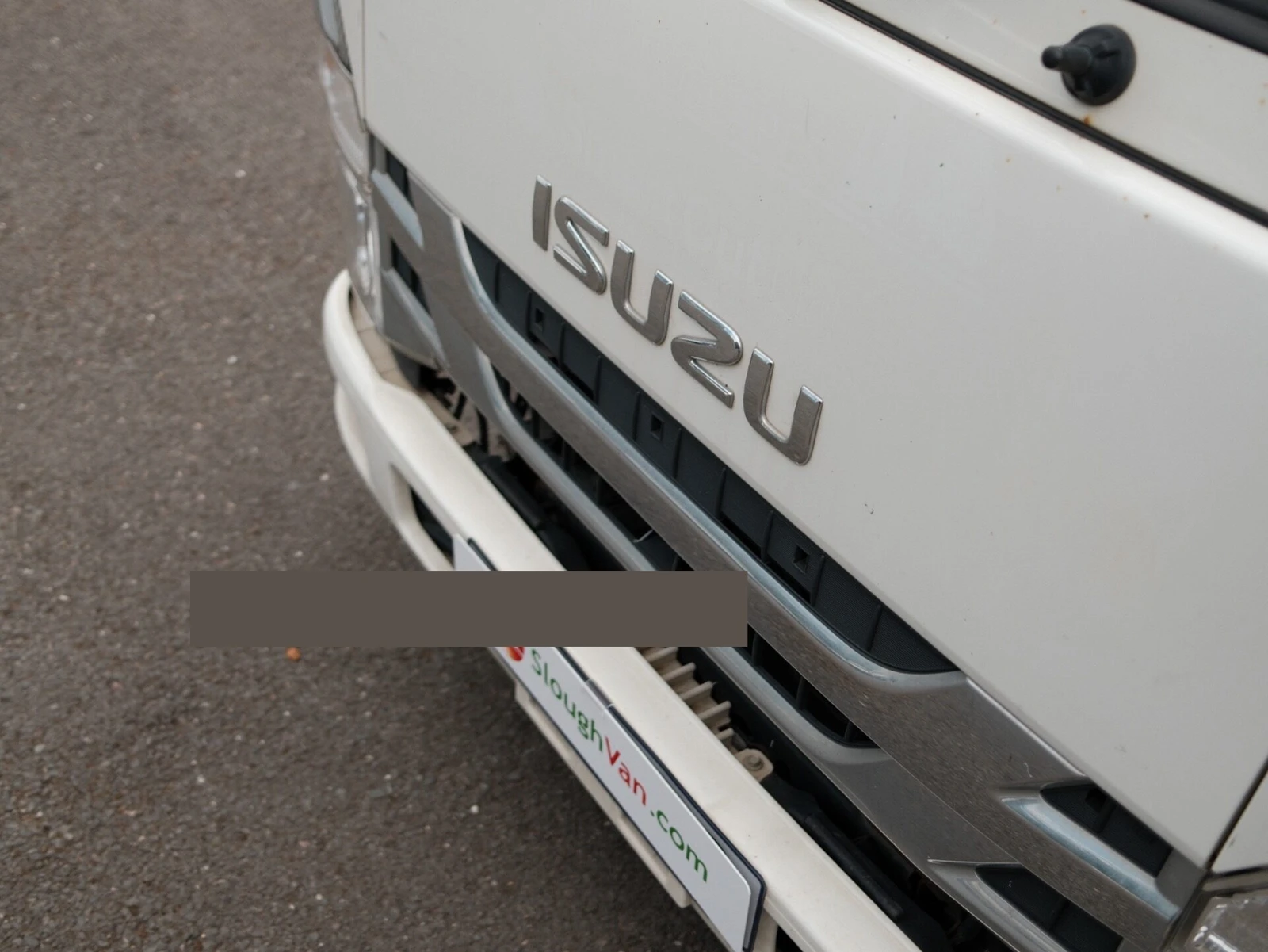 2024 Isuzu Grafter Dropside Van — detail