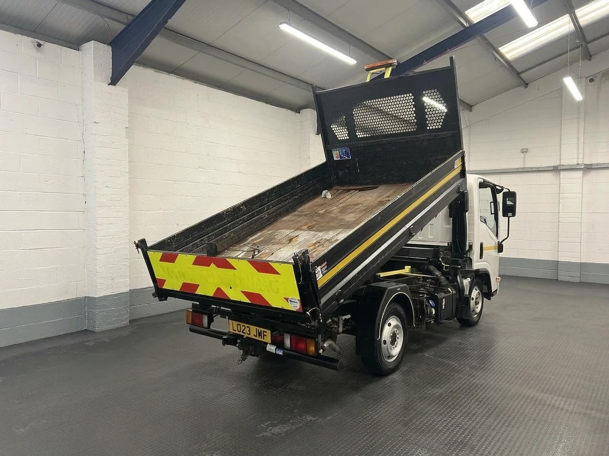 2023 Isuzu Grafter Tipper Van — rear three-quarter view