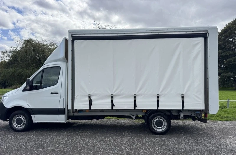 2020 Mercedes-Benz Sprinter CurtainSider Van — side view