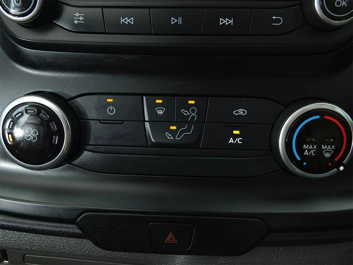 2022 Ford Transit Luton Box Van — cab interior