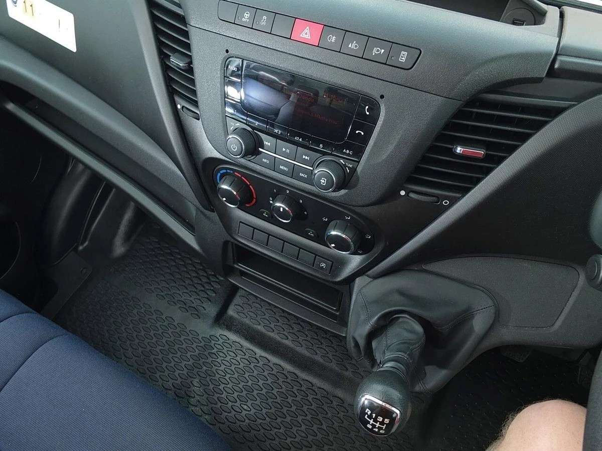 2022 Iveco Daily Luton Box Van — cab interior