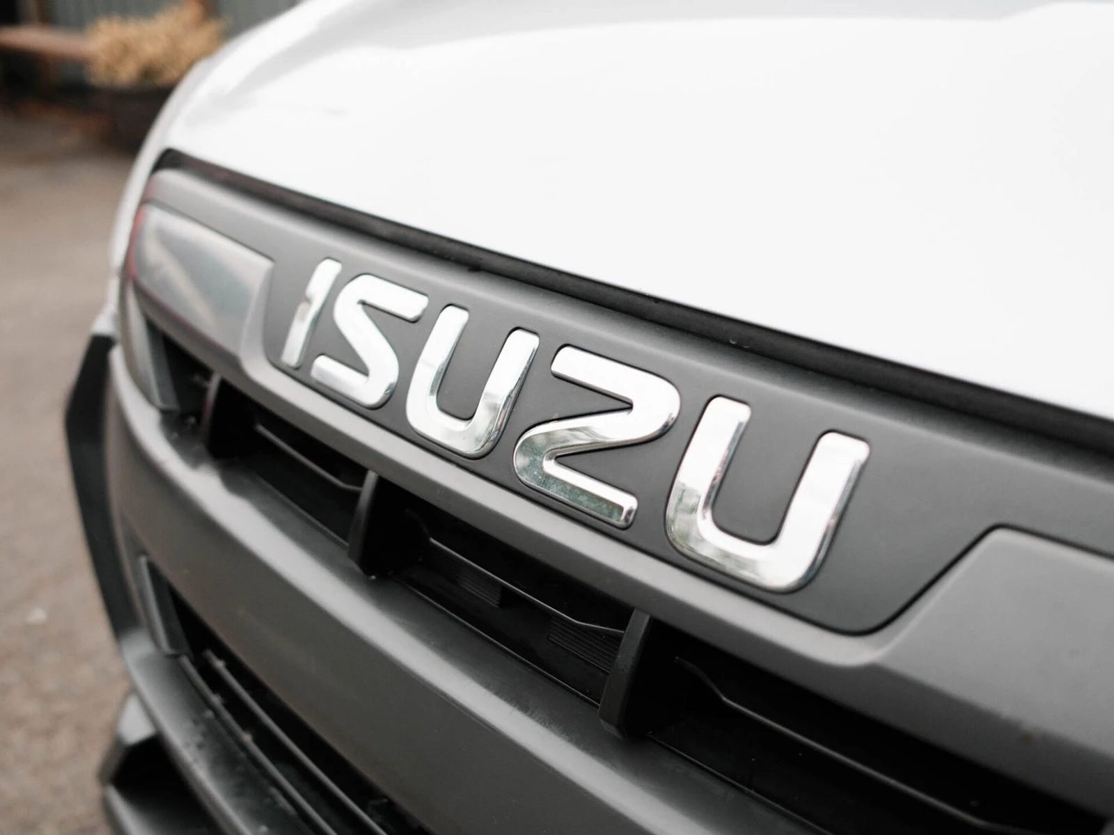 2021 Isuzu D-Max PickUp Van — detail