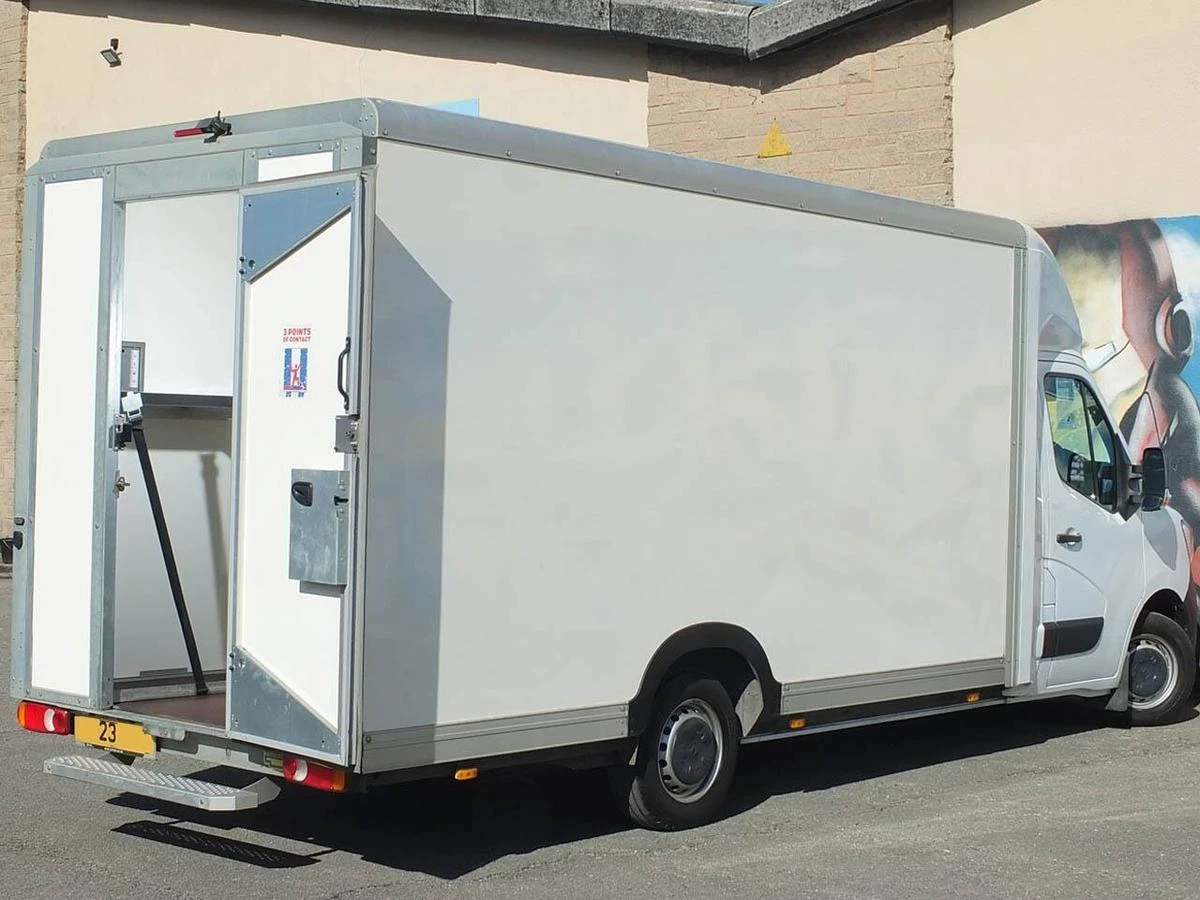 2023 Renault Master Luton Low Loader Van — rear three-quarter view