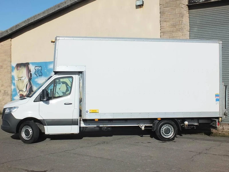 2023 Mercedes-Benz Sprinter Luton Box Van — side view