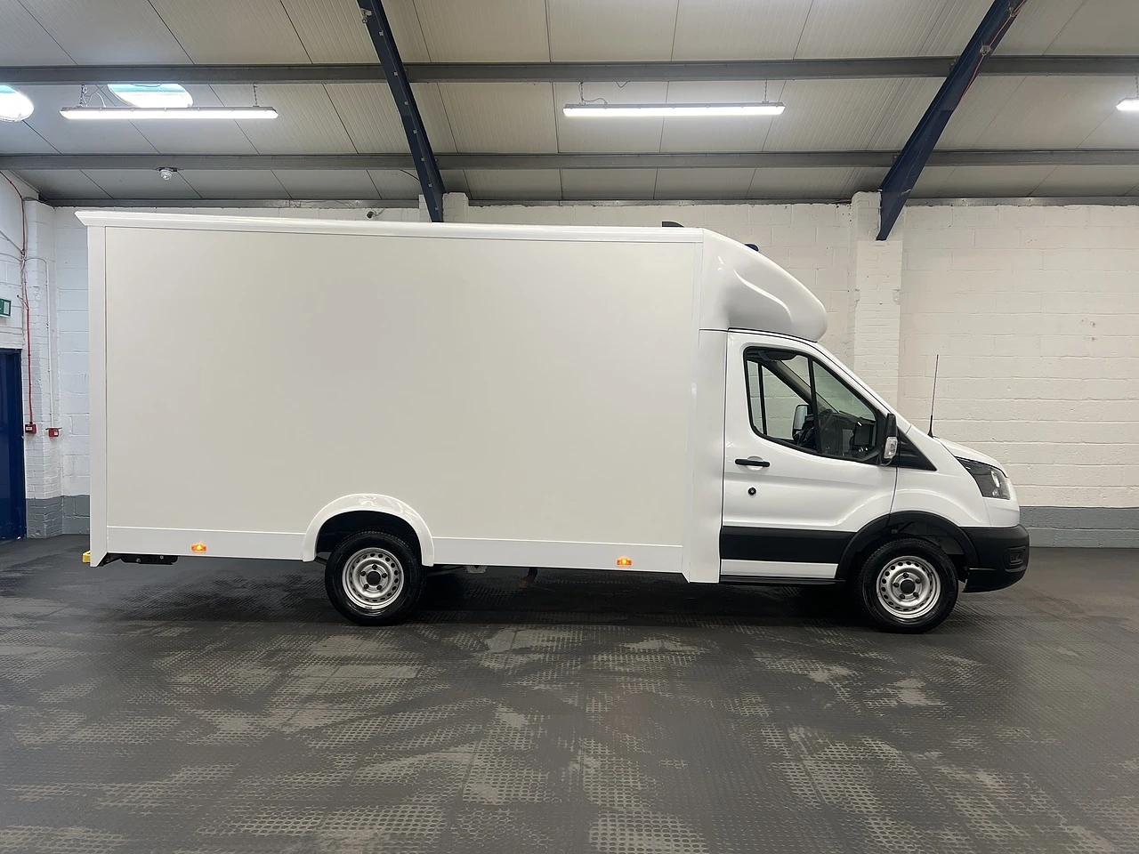 2023 Ford Transit Luton Low Loader Van — side view