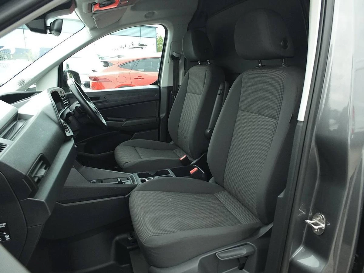2023 Volkswagen Caddy Panel Van — cab interior