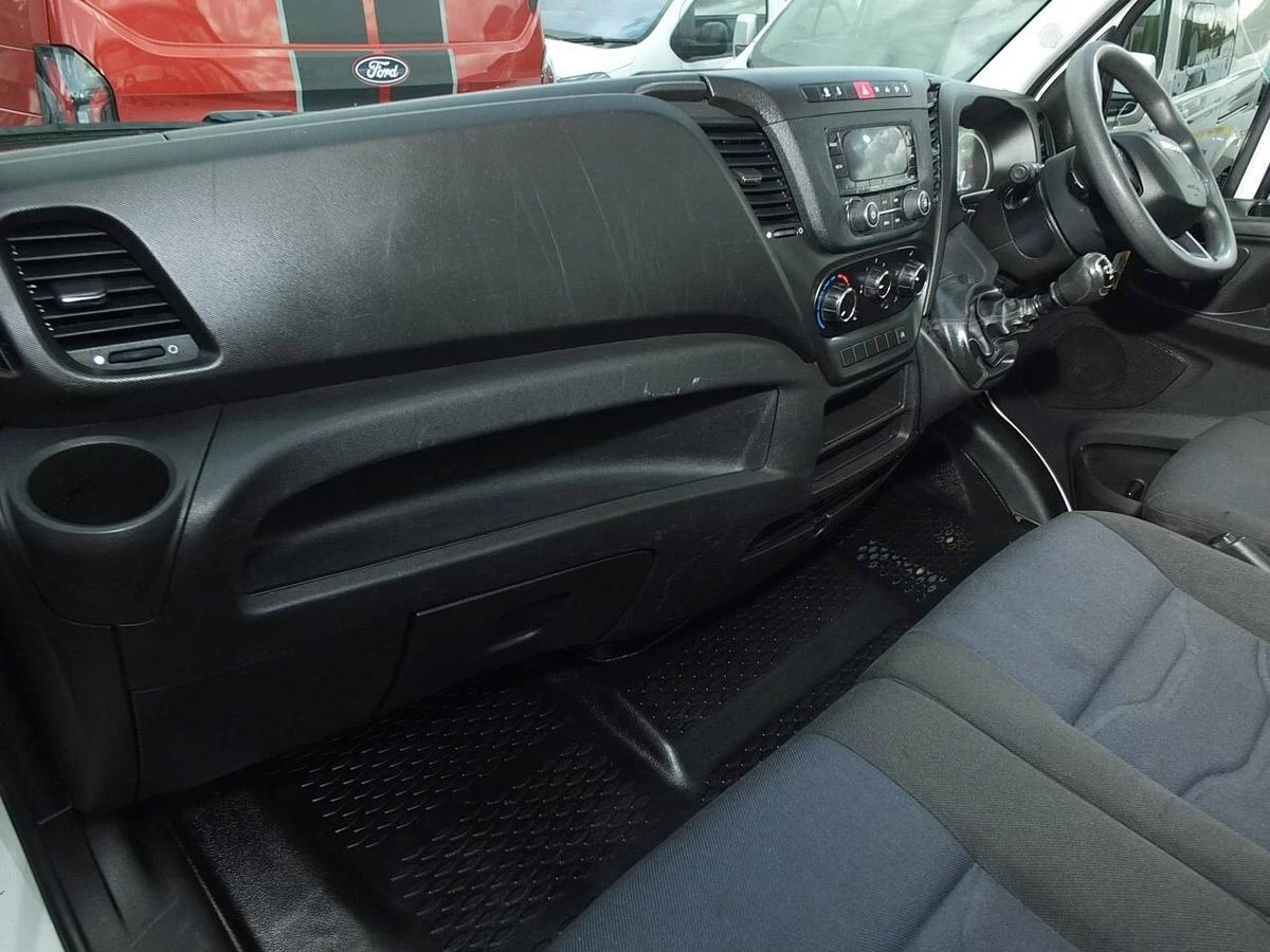 2021 Iveco Daily Dropside Van — cab interior