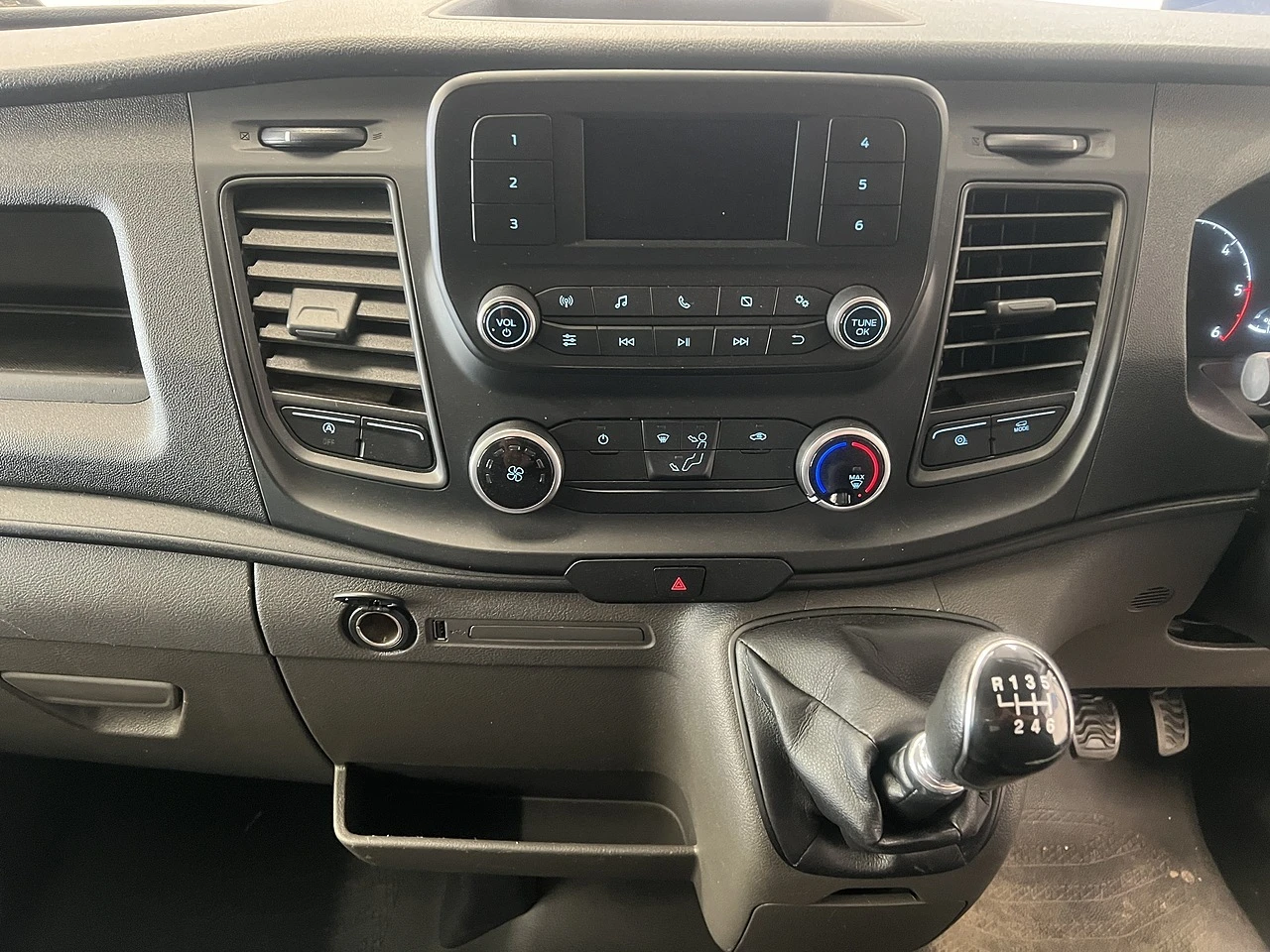 2021 Ford Transit Tipper Van — cab interior