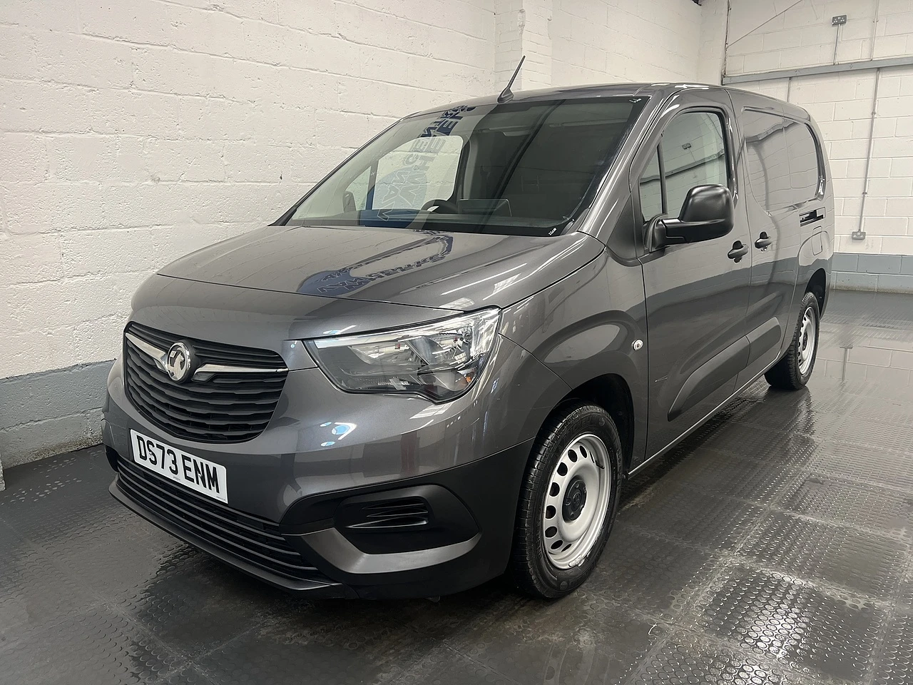 2023 Vauxhall Combo Panel Van — front three-quarter view